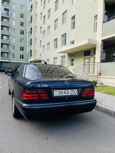 Mercedes E 240 1997, 398,000 km - 2.4 l - Lənkəran