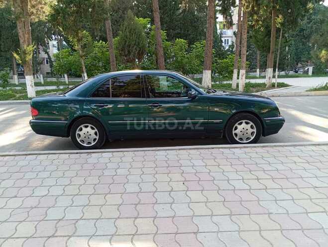 Mercedes E 230 1995, 260,000 km - 2.3 l - Şirvan