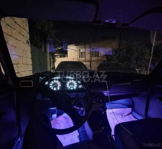 LADA (VAZ) 2107-15