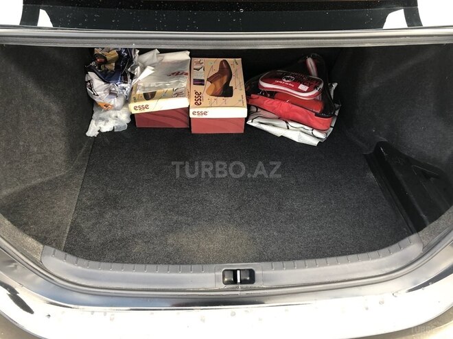Toyota Corolla 2013, 265,000 km - 1.6 l - Bakı
