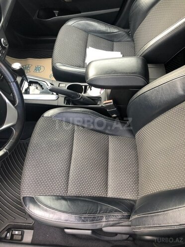 Toyota Corolla 2013, 265,000 km - 1.6 l - Bakı