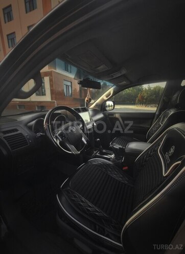 Toyota Land Cruiser Prado 2010, 292,000 km - 2.7 l - Xudat