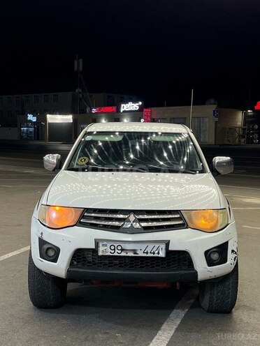Mitsubishi L200 2014, 506,000 km - 2.5 l - Bakı