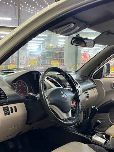 Mitsubishi L200 2014, 506,000 km - 2.5 l - Bakı