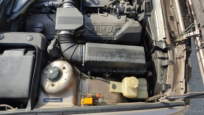 BMW 535 1989, 396,000 km - 3.5 l - Bakı