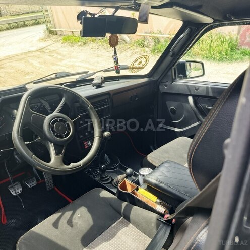 LADA (VAZ) Niva-6