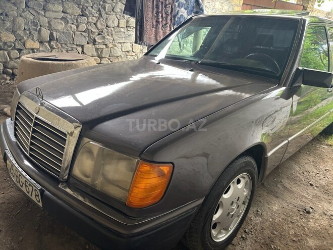 Mercedes E 200 d 1993, 520,000 km - 2.0 л - Oğuz
