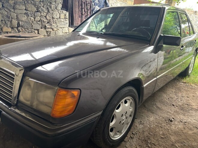 Mercedes E 200 d 1993, 520,000 km - 2.0 л - Oğuz