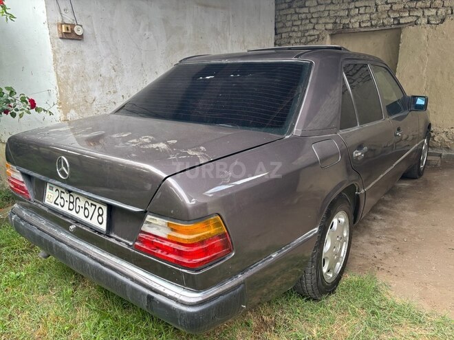 Mercedes E 200 d 1993, 520,000 km - 2.0 л - Oğuz