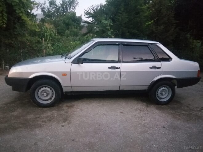 LADA (VAZ) 21099 2002, 380,000 km - 1.5 l - Astara