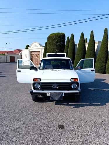 LADA (VAZ) Niva-4