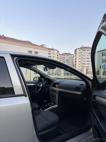 Opel Astra 2007, 232,000 km - 1.4 l - Bakı
