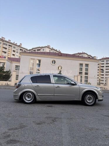 Opel Astra 2007, 232,000 km - 1.4 l - Bakı