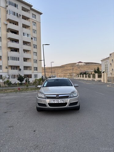 Opel Astra 2007, 232,000 km - 1.4 l - Bakı