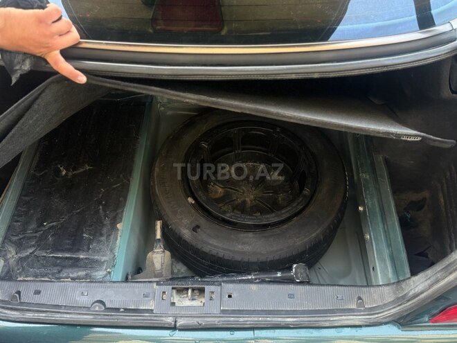 Mercedes E 240 1998, 300,000 km - 2.4 l - Bakı