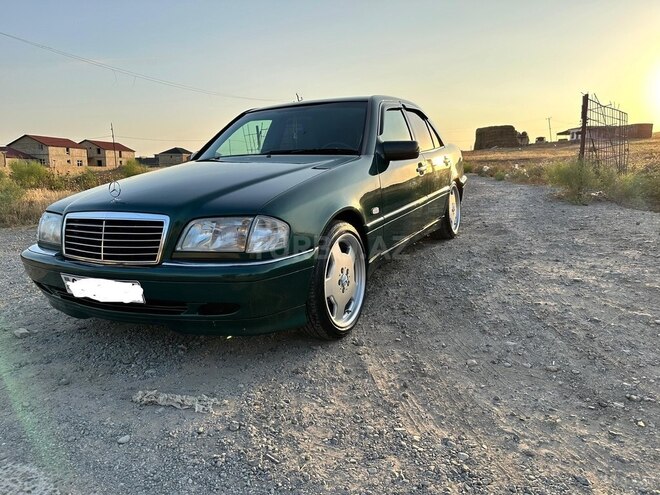 Mercedes C 180 1998, 318,000 km - 1.8 l - Bakı