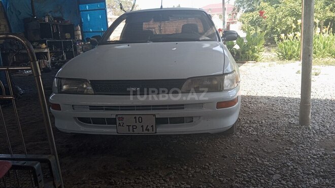 Toyota Corolla 1996, 467,444 km - 1.3 l - Beyləqan