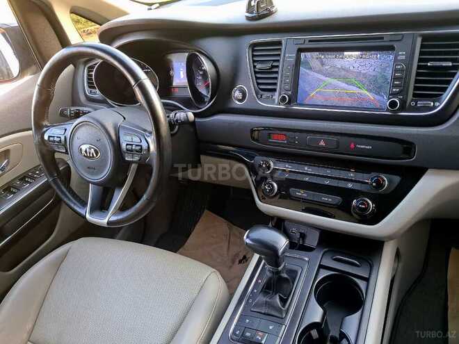 Kia Carnival 2016, 226,000 km - 2.2 l - Bakı
