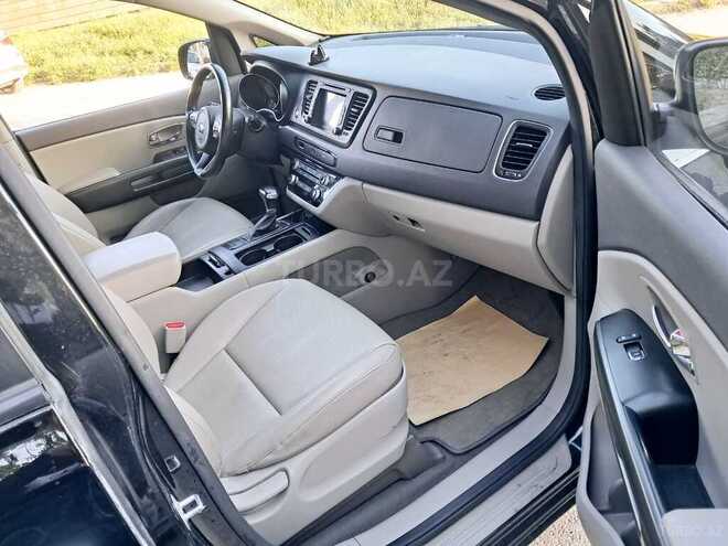 Kia Carnival 2016, 226,000 km - 2.2 l - Bakı