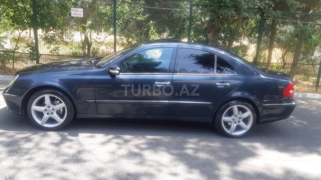 Mercedes E 320 2002, 165,000 km - 3.2 l - Bakı