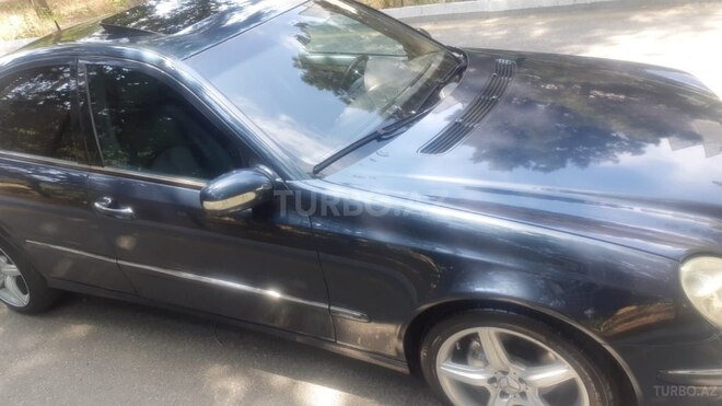 Mercedes E 320 2002, 165,000 km - 3.2 l - Bakı