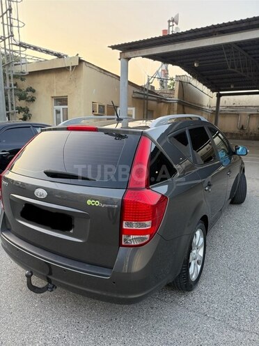 Kia  2010, 216,604 km - 1.4 l - Bakı