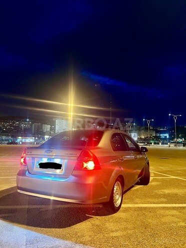 Chevrolet Aveo-6