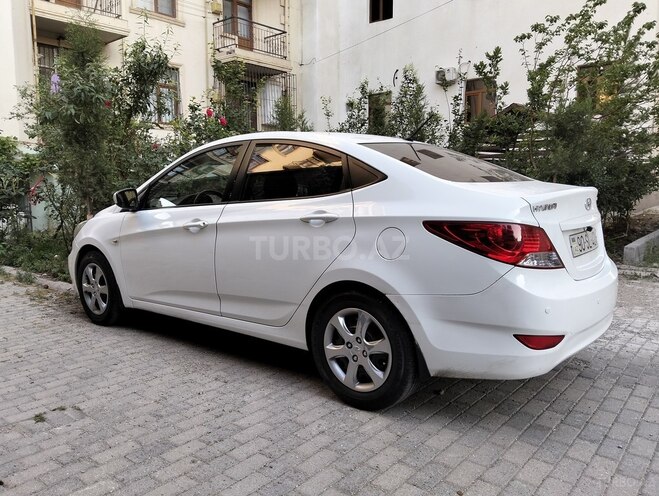 Hyundai Accent 2013, 155,000 km - 1.4 l - Bakı