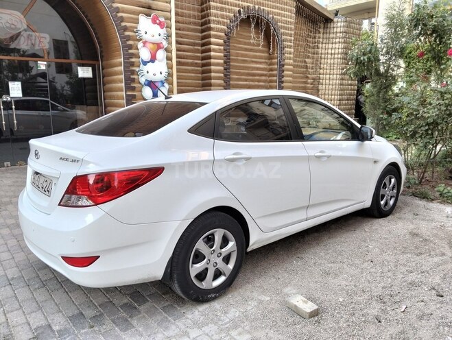 Hyundai Accent 2013, 155,000 km - 1.4 l - Bakı