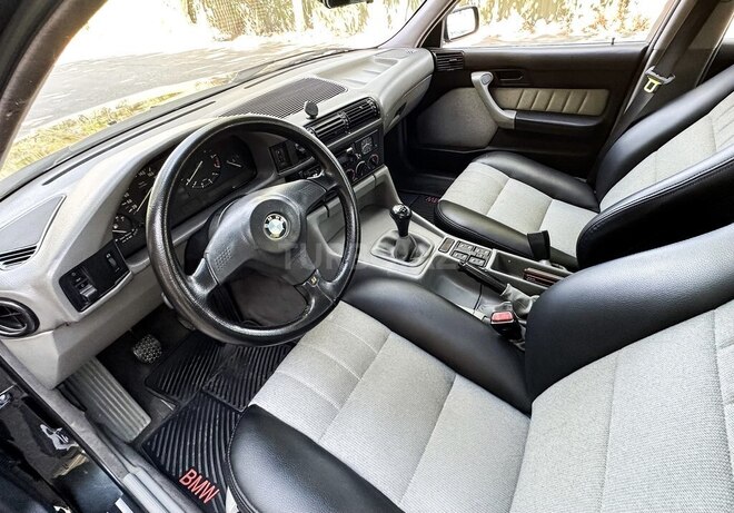 BMW 520 1993, 350,000 km - 2.0 л - Bakı