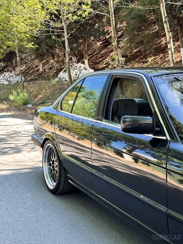 BMW 520 1993, 350,000 km - 2.0 л - Bakı