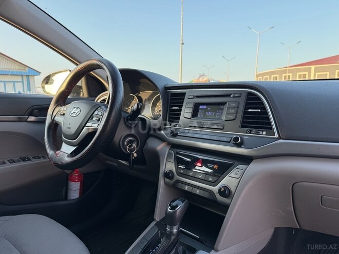Hyundai Elantra 2016, 127,000 km - 2.0 l - Bakı
