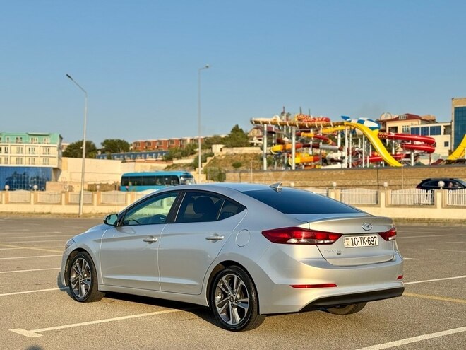 Hyundai Elantra 2016, 127,000 km - 2.0 l - Bakı