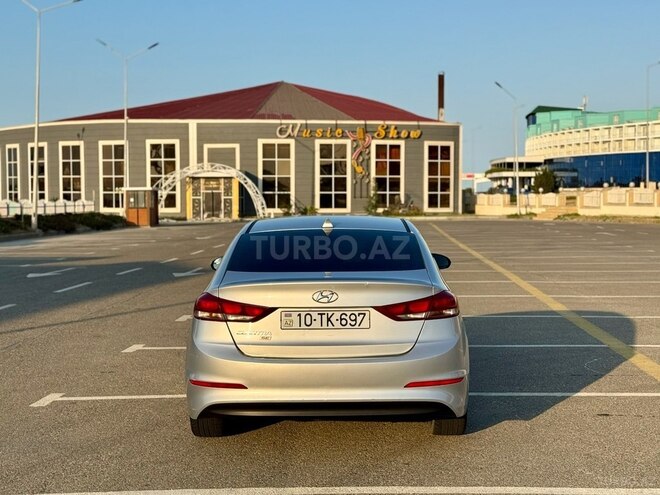 Hyundai Elantra 2016, 127,000 km - 2.0 l - Bakı