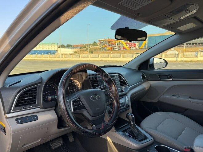 Hyundai Elantra 2016, 127,000 km - 2.0 l - Bakı