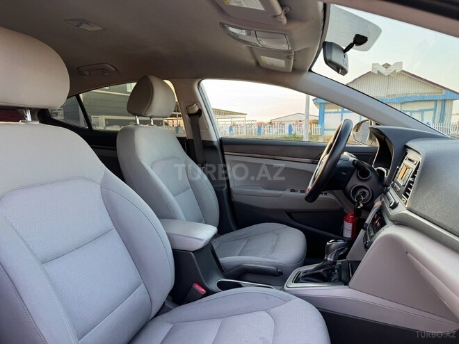 Hyundai Elantra 2016, 127,000 km - 2.0 l - Bakı