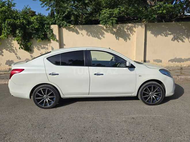 Nissan Sunny 2013, 293,000 km - 1.5 l - Bakı