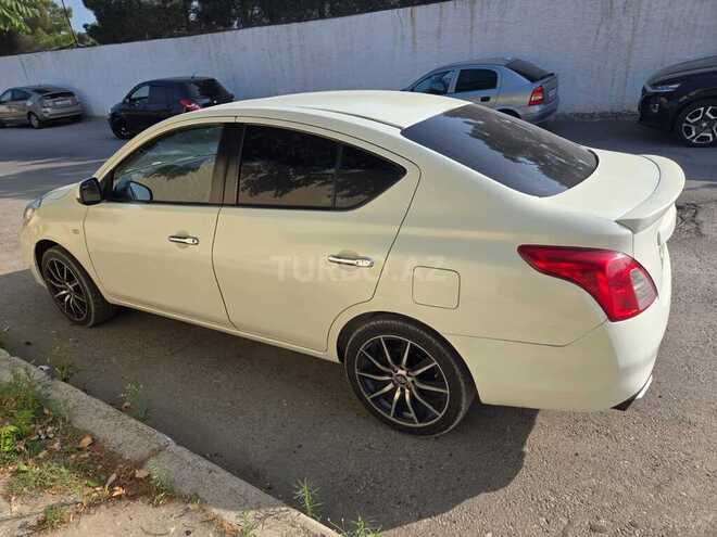 Nissan Sunny 2013, 293,000 km - 1.5 l - Bakı