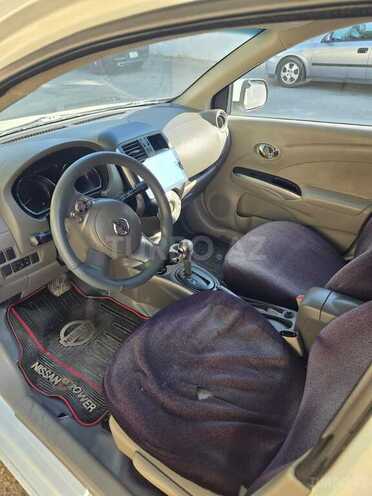 Nissan Sunny 2013, 293,000 km - 1.5 l - Bakı