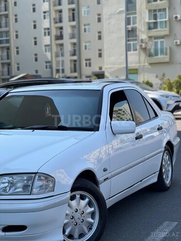Mercedes C 200 2000, 280,000 km - 2.0 l - Masallı