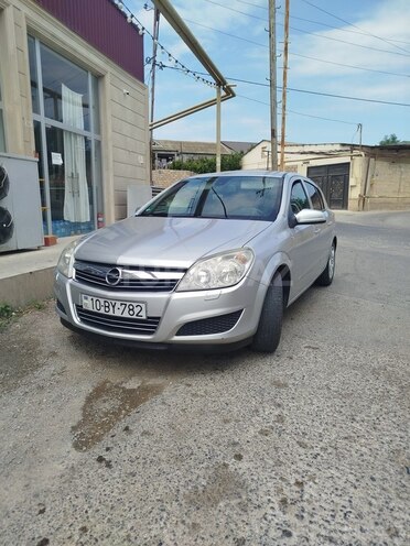 Opel Astra 2007, 260,000 km - 1.4 l - Bakı