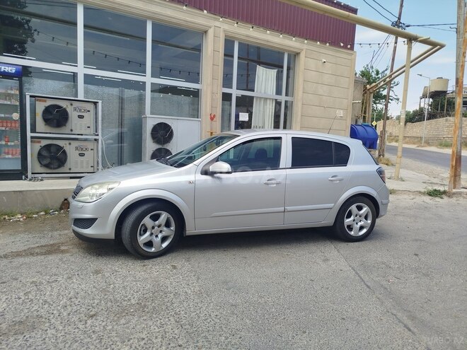Opel Astra 2007, 260,000 km - 1.4 l - Bakı