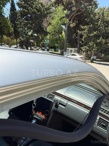 Mercedes E 240 2002, 146,000 km - 2.4 l - Bakı