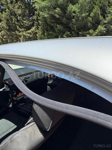 Mercedes E 240 2002, 146,000 km - 2.4 l - Bakı