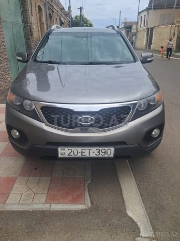Kia Sorento-1