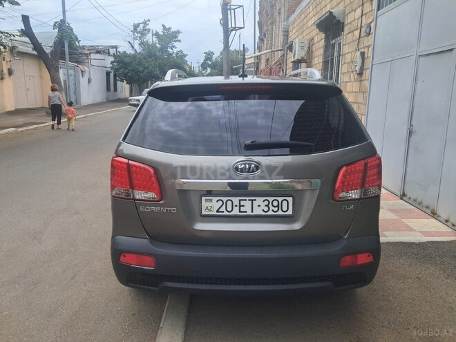 Kia Sorento-5