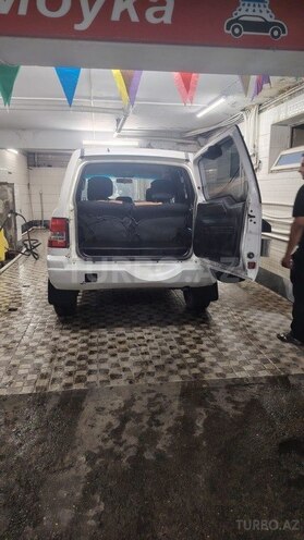 Mitsubishi Pajero io 2000, 266,600 km - 2.0 л - Bakı