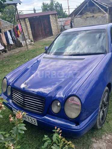 Mercedes E 240 1998, 565,835 km - 2.4 l - Qəbələ
