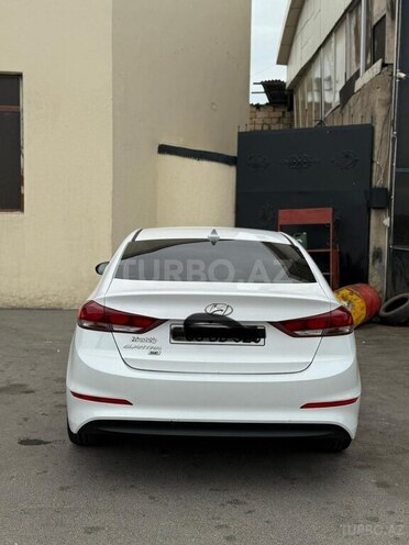 Hyundai Elantra 2018, 168,522 km - 2.0 l - Bakı