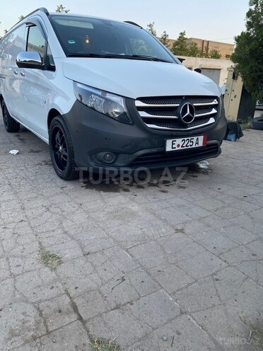 Mercedes Vito 114 2018, 206,150 km - 2.2 l - Sumqayıt